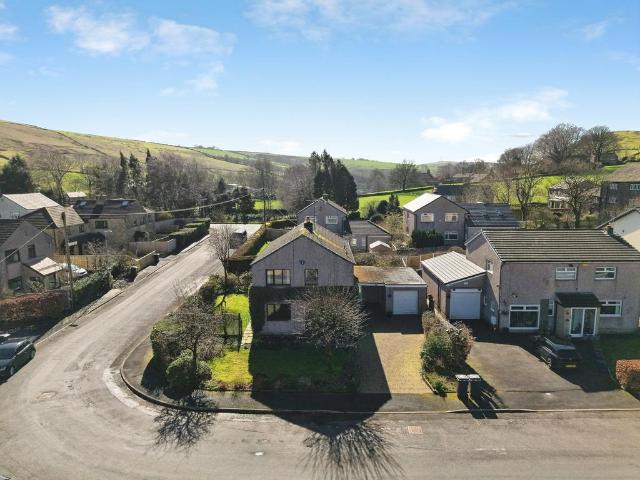 House for sale in Saddleworth, Pendock