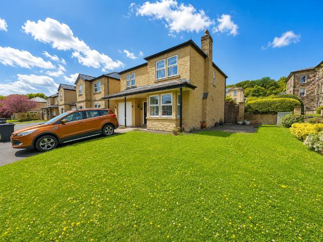 House for sale in Bulk, Bare
