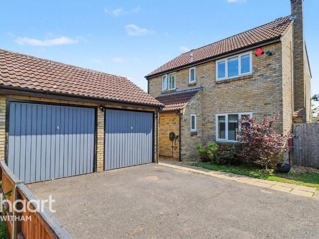 House for sale in Chipping Hill, Essex