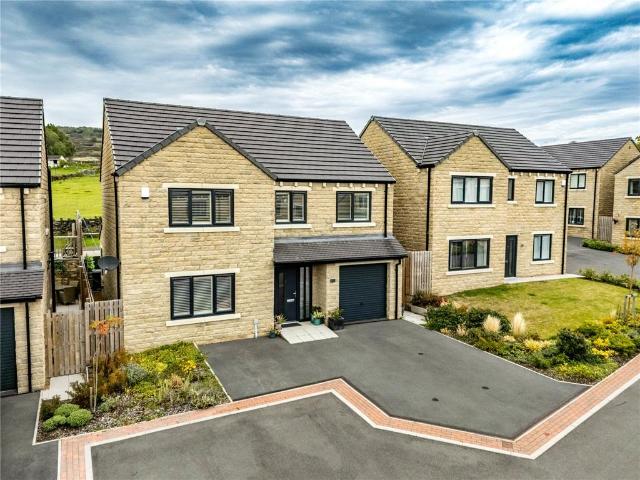 House for sale in Meltham, West Yorkshire