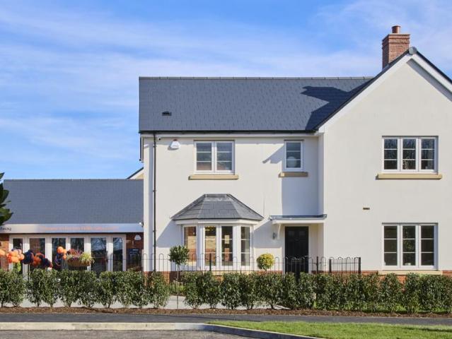 House for sale in Chipping Hill, Essex