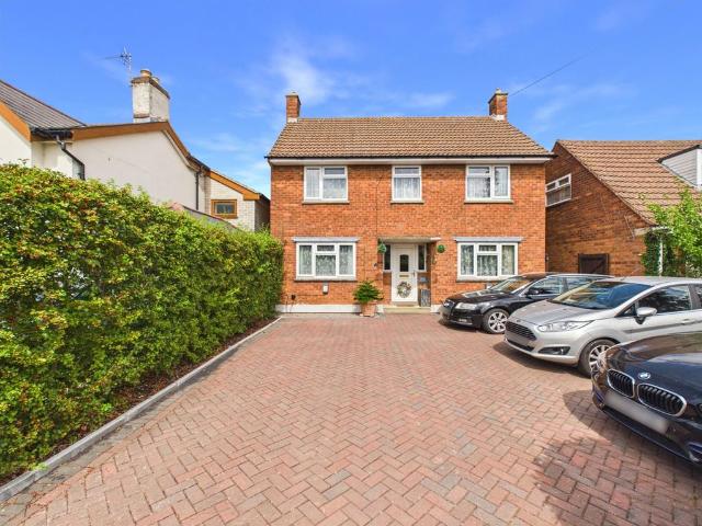 House for sale in Gloucester, Gloucestershire