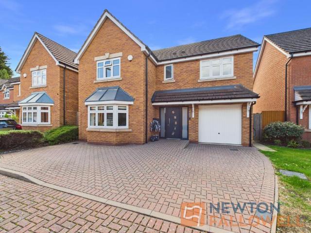 House for sale in Bloxwich, West Midlands