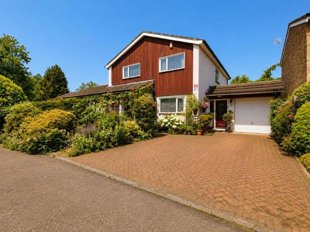House for sale in Old Town, Shephall
