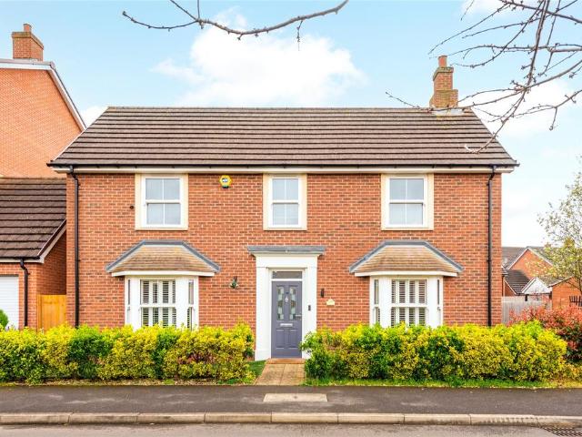 House for sale in Milton Keynes