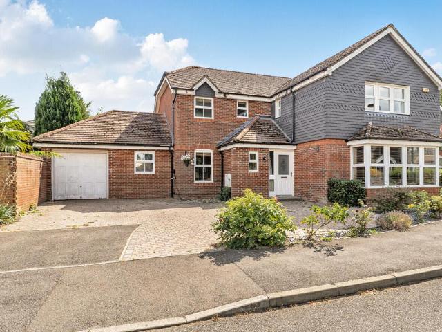 House for sale in Storrington and Sullington, Horsham