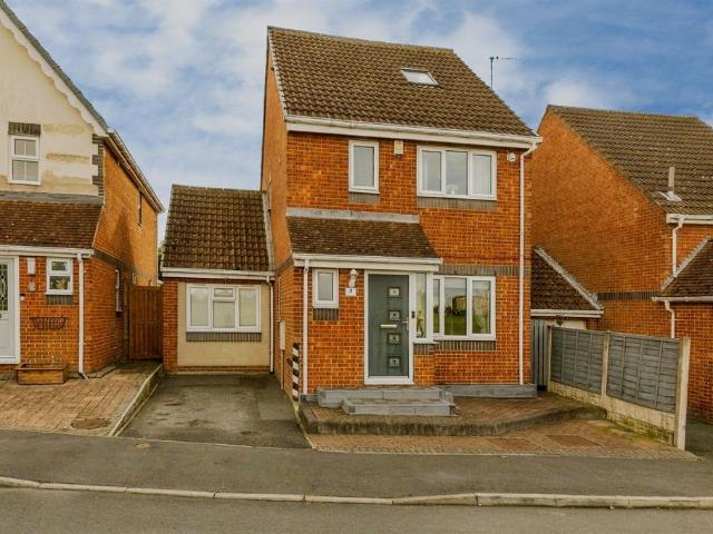 House for sale in Tingley, Leeds
