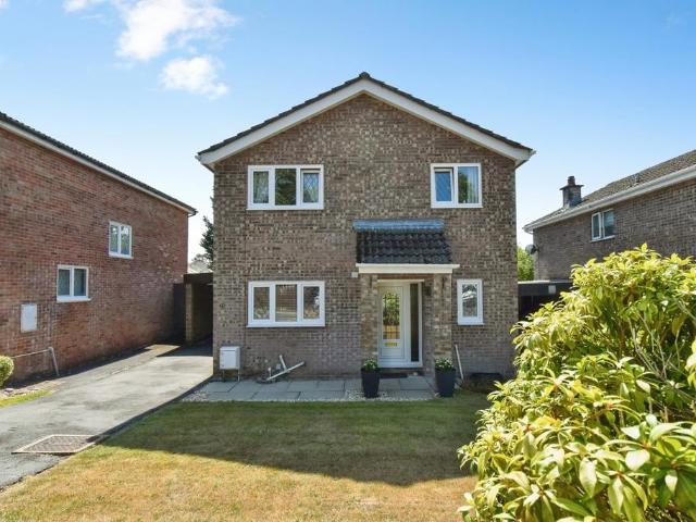 House for sale in Llandybie, Wales