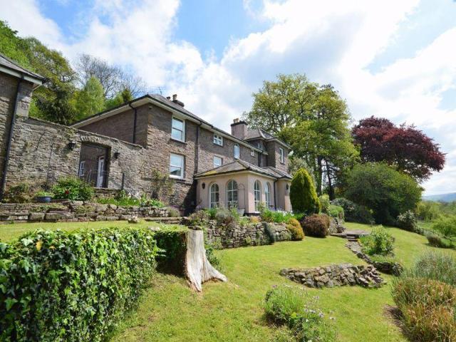 House for sale in Talybont-on-Usk, Wales