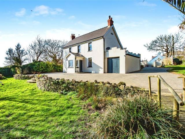 House for sale in Trefin, Wales