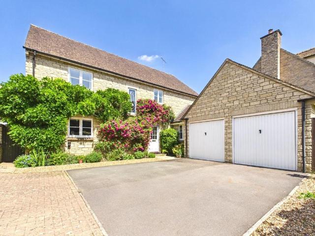 House for sale in Black Bourton, Oxfordshire