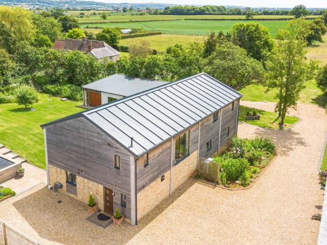 House for sale in Tockenham, Wiltshire