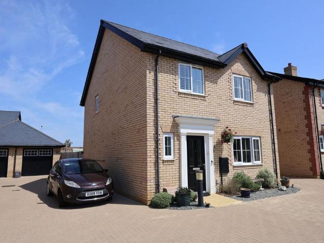House for sale in Orchards Green, Barway