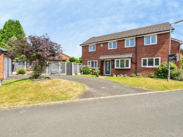 House for sale in Daisy Hill, Lee Bank