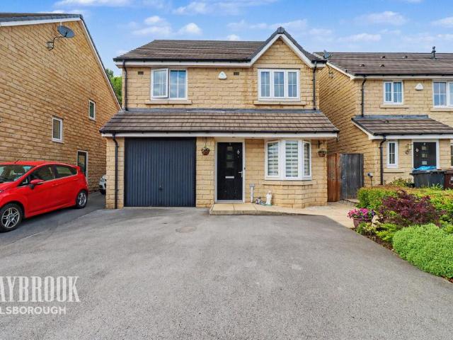 House for sale in Stubbin, Deepcar
