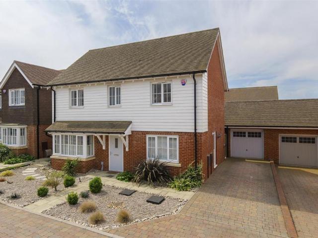 House for sale in Midway, Kent