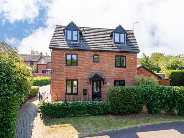 House for sale in Shenley Brook End, Milton Keynes