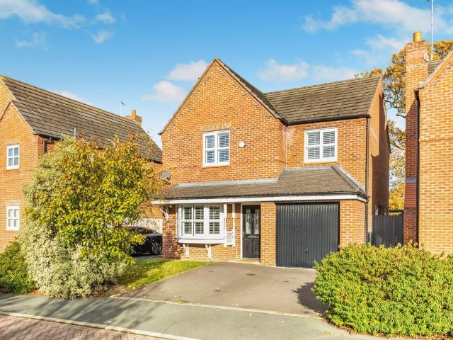 House for sale in Saughall, Cheshire