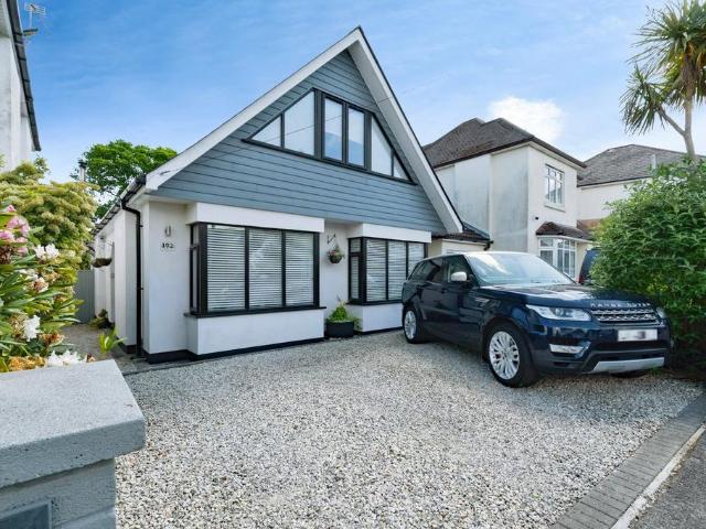 House for sale in Talbot Village, Bournemouth