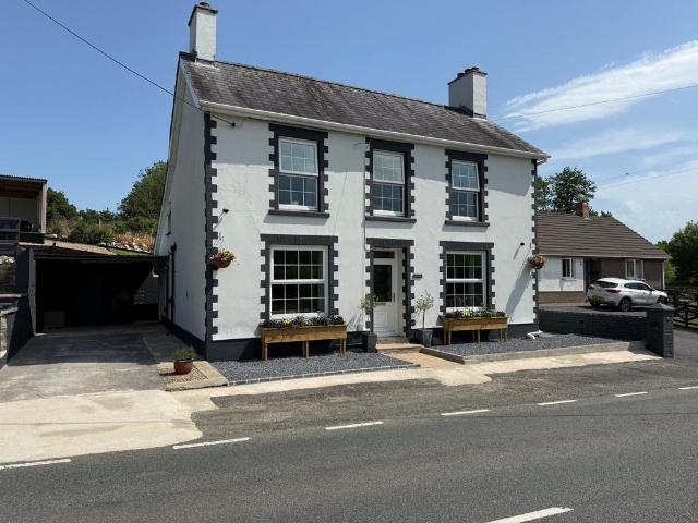 House for sale in Pentre-cwrt, Wales