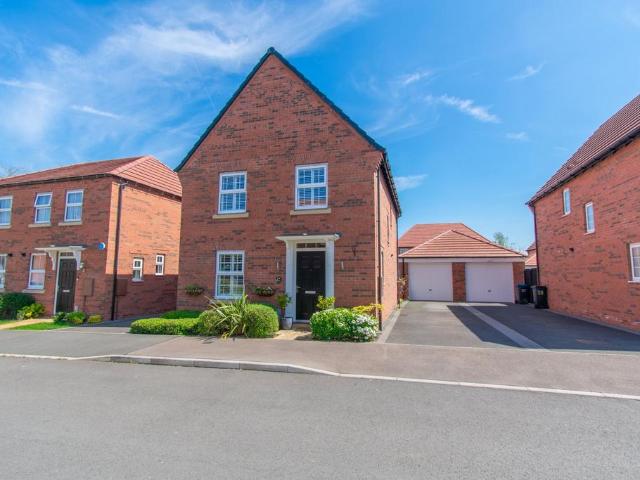 House for sale in Stanford On Avon, Leicestershire