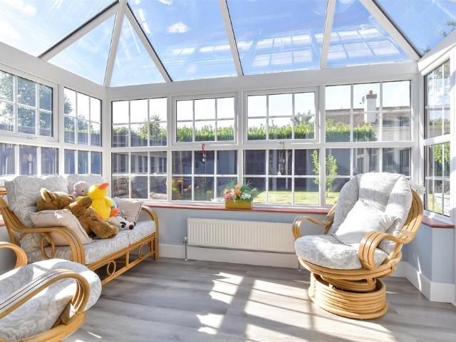 House for sale in The Butts, Kent
