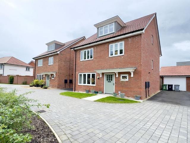 House for sale in Poynton