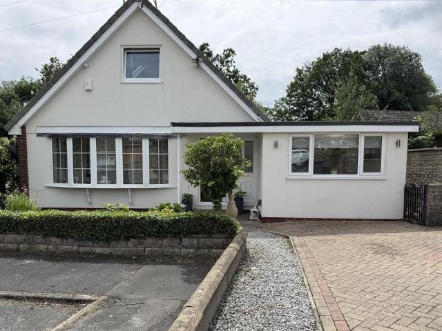 House for sale in Scissett, West Yorkshire