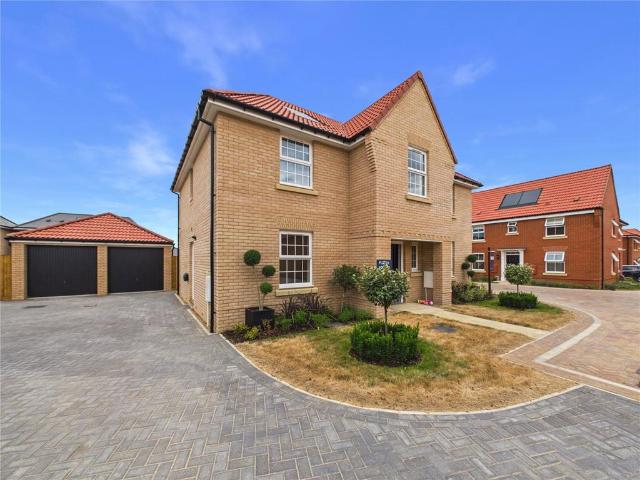 House for sale in Chelmondiston, Suffolk