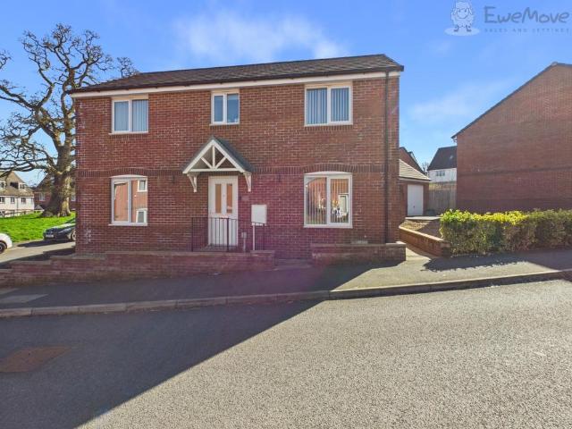 House for sale in Newton St Cyres, Devon