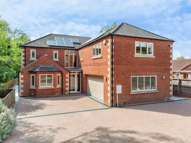 House for sale in Barholm, Lincolnshire