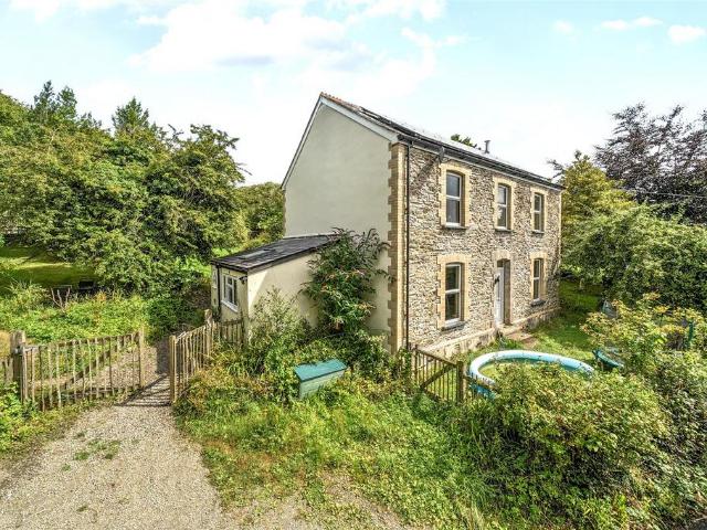 House for sale in Lostwithiel, Cornwall