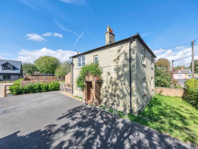 House for sale in Arrington, Cambridgeshire