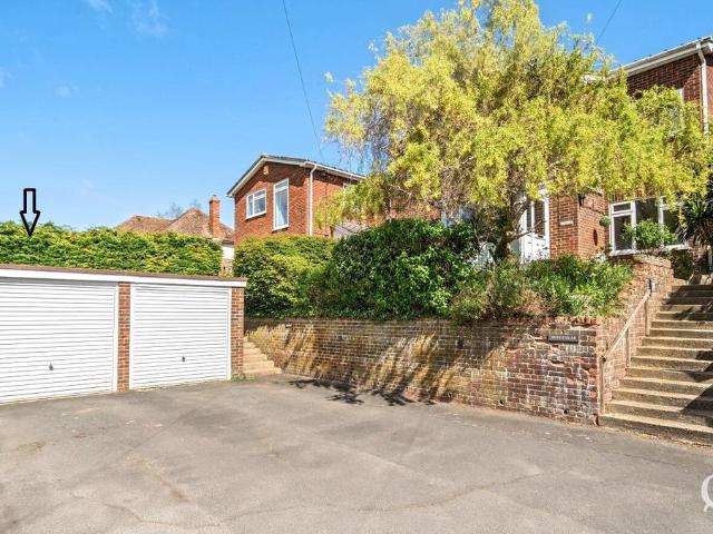 House for sale in Oad Street, Kent