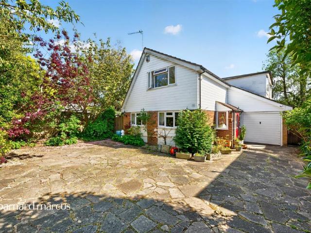House for sale in Nork, Red Hill