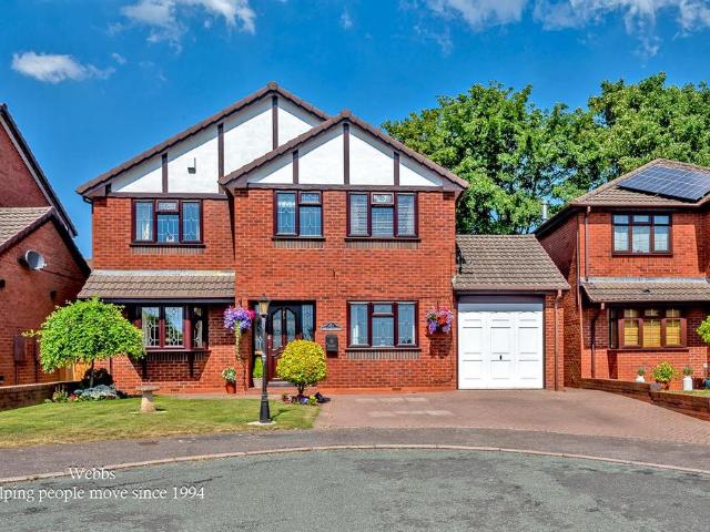 House for sale in Heath Hayes and Wimblebury, Chadsmoor