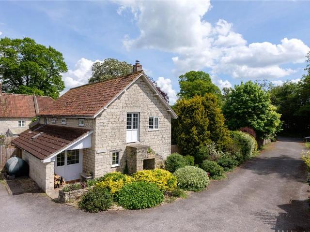 House for sale in Queen Camel, Somerset
