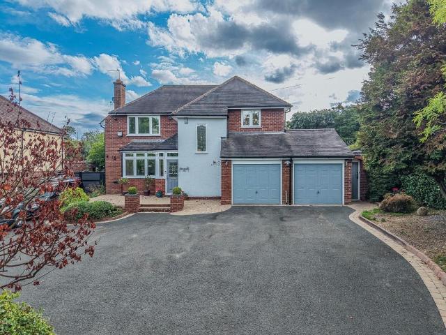 House for sale in Broomhill, Chadsmoor