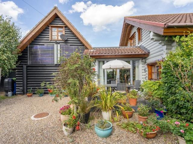 House for sale in Eastbridge, Suffolk