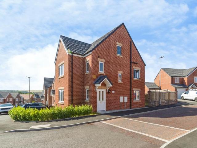 House for sale in Kimblesworth and Plawsworth, Durham