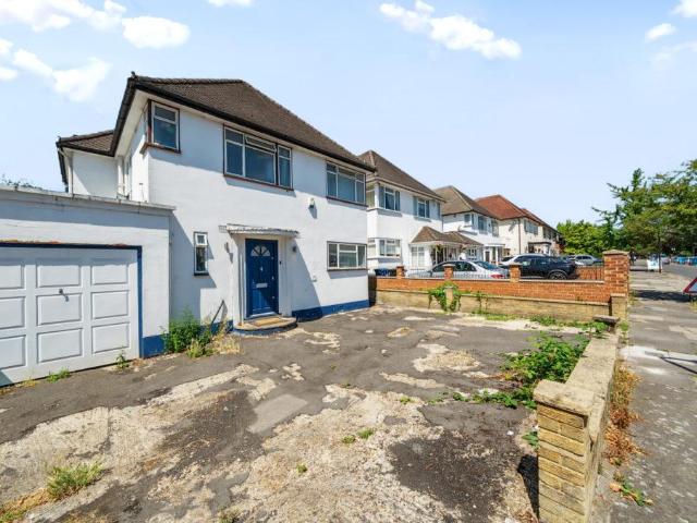 House for sale in London Borough of Ealing, Greater London