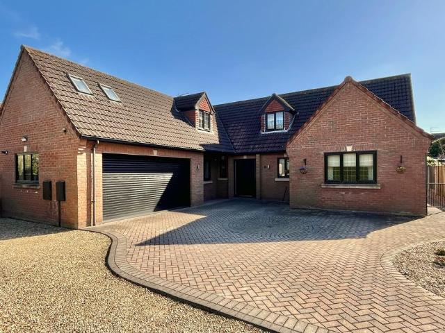 House for sale in Branton, South Yorkshire