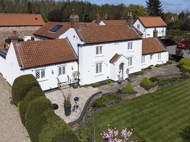 House for sale in Kirk Ella, East Riding Of Yorkshire