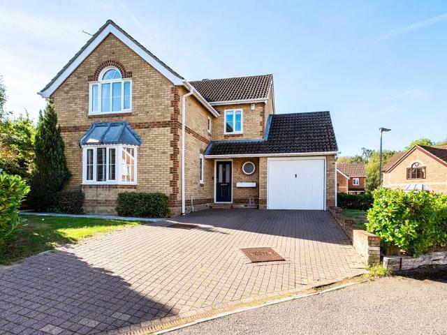 House for sale in Chavey Down, Winkfield