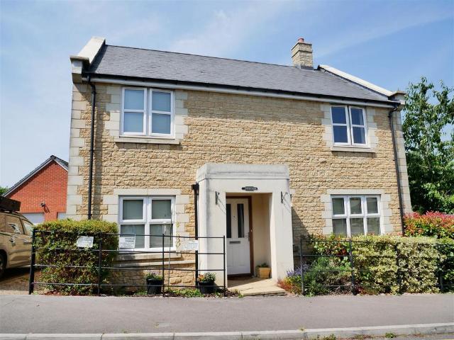 House for sale in Calne