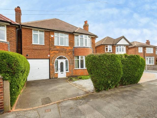 House for sale in Barton In Fabis, East Midlands