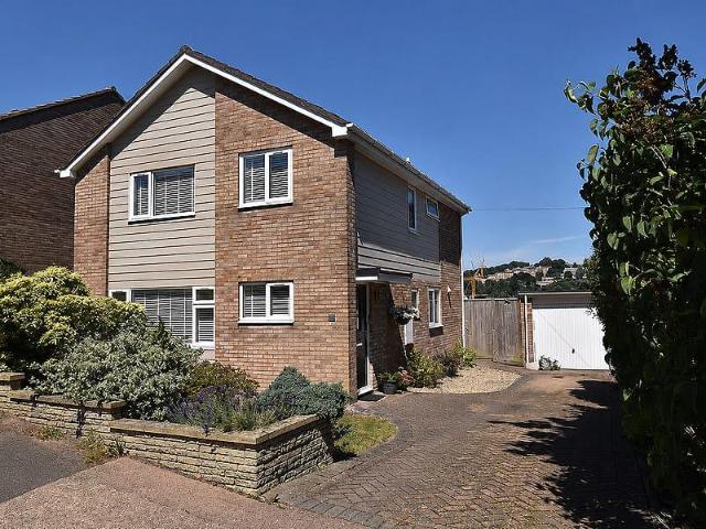 House for sale in Watergate, Devon