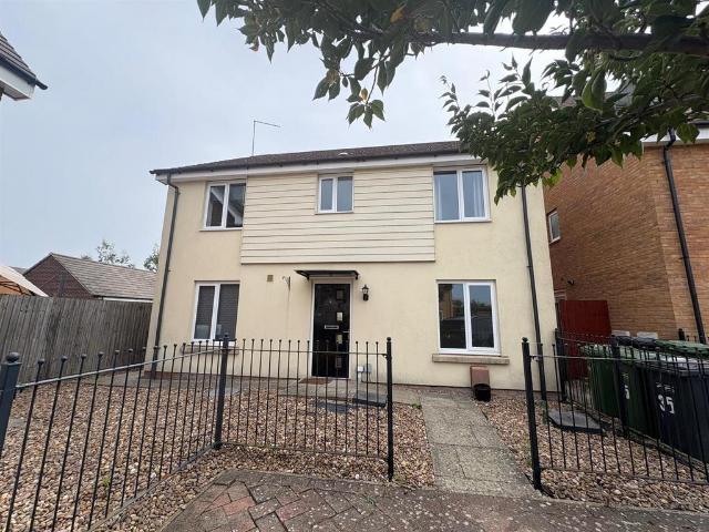 House for sale in Hampton Hargate, Peterborough