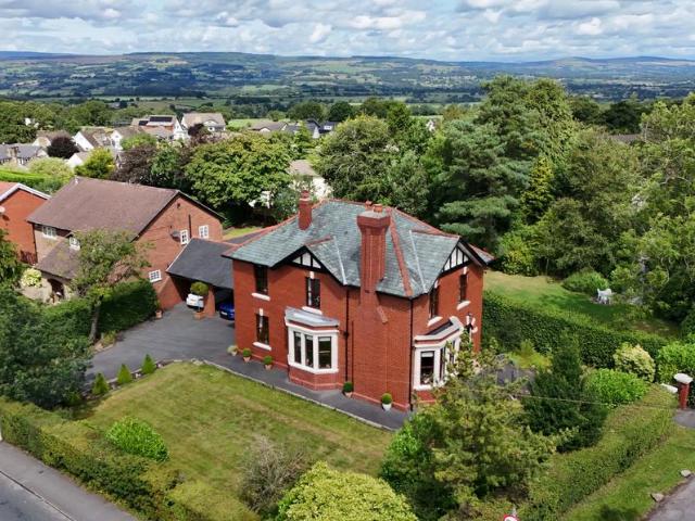 House for sale in Paradise, Lancashire