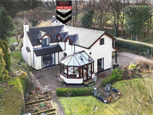 House for sale in Eaton